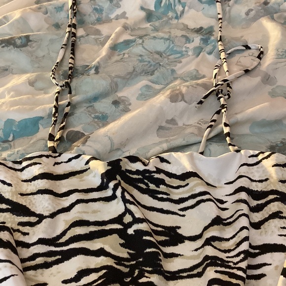 Fashion nova romper - Picture 7 of 9